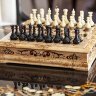 Янтарные шахматы в ларце из Карельской березы "Лилия"